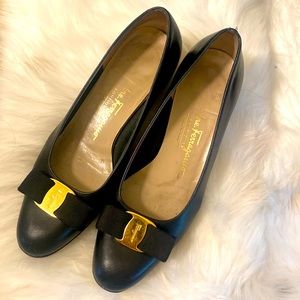 Ferragamo Vera 7B Blk